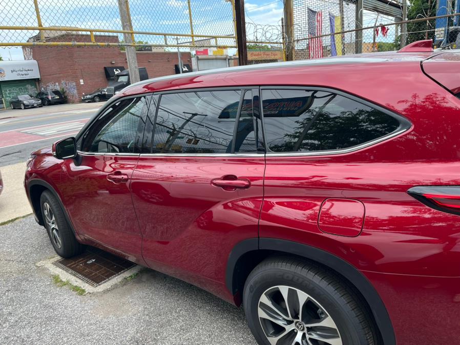 2022 Toyota Highlander 4dr SUV, available for sale in BROOKLYN, New York | Deals on Wheels International Auto. BROOKLYN, New York 2022 Toyota Highlander 4dr SUV, available for sale in BROOKLYN, New York | Deals on Wheels International Auto. BROOKLYN, New York