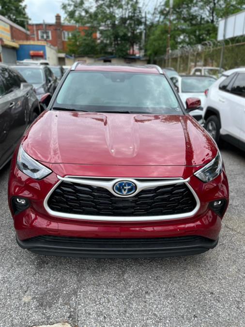 2022 Toyota Highlander 4dr SUV, available for sale in BROOKLYN, New York | Deals on Wheels International Auto. BROOKLYN, New York 2022 Toyota Highlander 4dr SUV, available for sale in BROOKLYN, New York | Deals on Wheels International Auto. BROOKLYN, New York