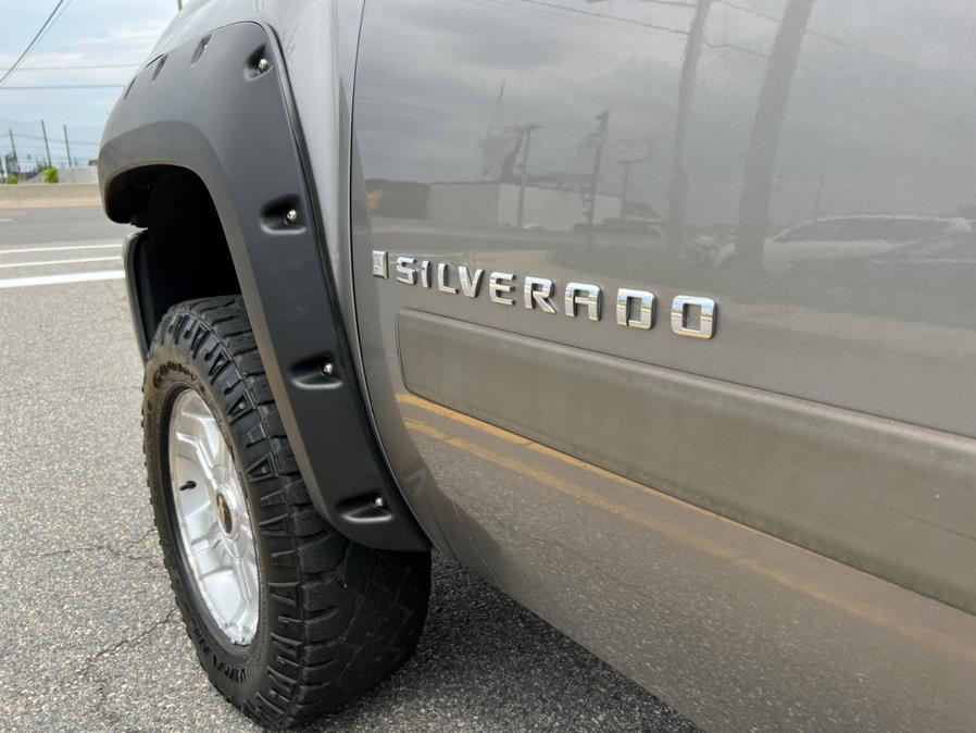 2008 Chevrolet Silverado 1500 4WD Crew Cab 143.5" LT w/1LT, available for sale in Lodi, New Jersey | Route 46 Auto Sales Inc. Lodi, New Jersey 2008 Chevrolet Silverado 1500 4WD Crew Cab 143.5" LT w/1LT, available for sale in Lodi, New Jersey | Route 46 Auto Sales Inc. Lodi, New Jersey