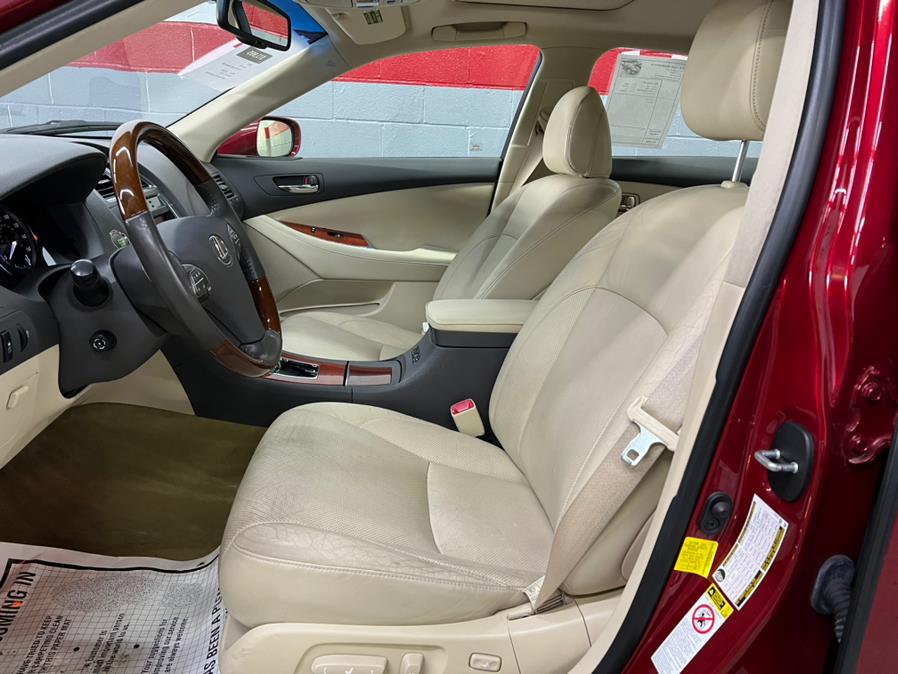 Used Lexus ES 350 4dr Sdn 2011 | Route 46 Auto Sales Inc. Lodi, New Jersey Used Lexus ES 350 4dr Sdn 2011 | Route 46 Auto Sales Inc. Lodi, New Jersey