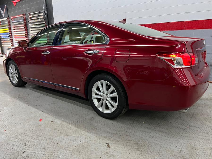 Used Lexus ES 350 4dr Sdn 2011 | Route 46 Auto Sales Inc. Lodi, New Jersey Used Lexus ES 350 4dr Sdn 2011 | Route 46 Auto Sales Inc. Lodi, New Jersey