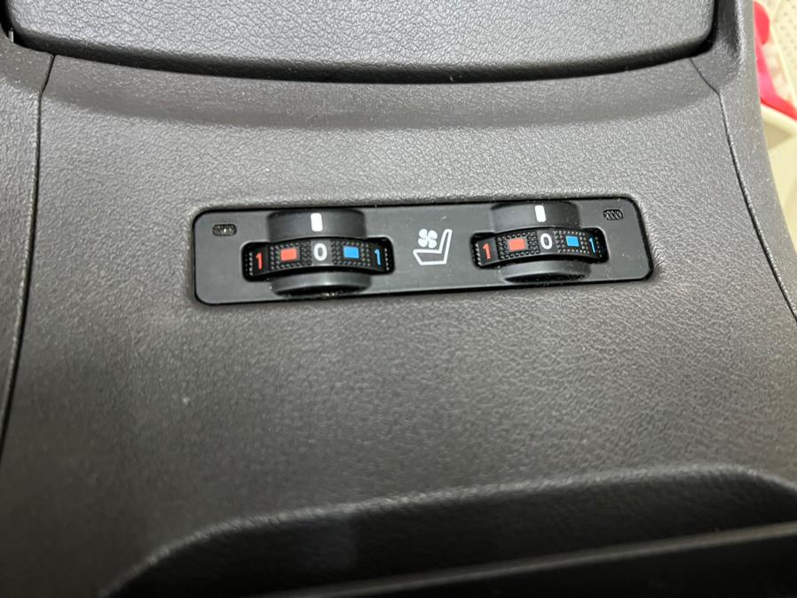 Used Lexus ES 350 4dr Sdn 2011 | Route 46 Auto Sales Inc. Lodi, New Jersey Used Lexus ES 350 4dr Sdn 2011 | Route 46 Auto Sales Inc. Lodi, New Jersey
