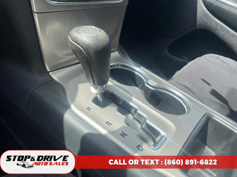 2011 Jeep Grand Cherokee 4WD 4dr Laredo, available for sale in East Windsor, Connecticut | Stop & Drive Auto Sales. East Windsor, Connecticut 2011 Jeep Grand Cherokee 4WD 4dr Laredo, available for sale in East Windsor, Connecticut | Stop & Drive Auto Sales. East Windsor, Connecticut