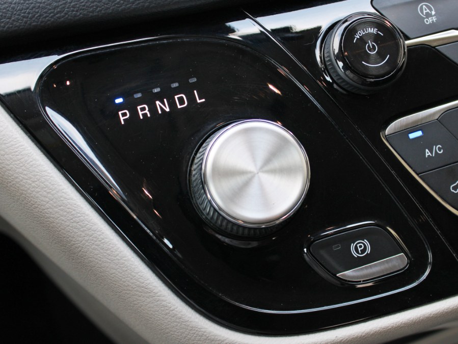 2019 Chrysler Pacifica Touring L, available for sale in Great Neck, New York | Auto Expo Ent Inc.. Great Neck, New York 2019 Chrysler Pacifica Touring L, available for sale in Great Neck, New York | Auto Expo Ent Inc.. Great Neck, New York