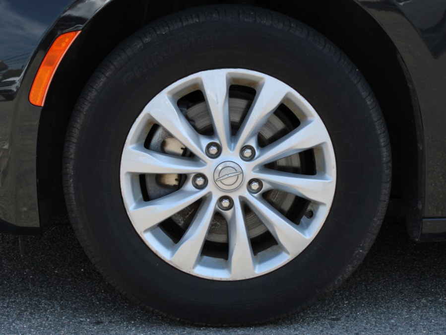 2019 Chrysler Pacifica Touring L, available for sale in Great Neck, New York | Auto Expo Ent Inc.. Great Neck, New York 2019 Chrysler Pacifica Touring L, available for sale in Great Neck, New York | Auto Expo Ent Inc.. Great Neck, New York