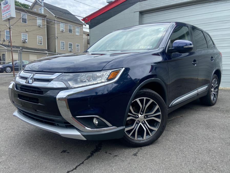 2018 Mitsubishi Outlander SE S-AWC, available for sale in Paterson, New Jersey | Champion of Paterson. Paterson, New Jersey 2018 Mitsubishi Outlander SE S-AWC, available for sale in Paterson, New Jersey | Champion of Paterson. Paterson, New Jersey