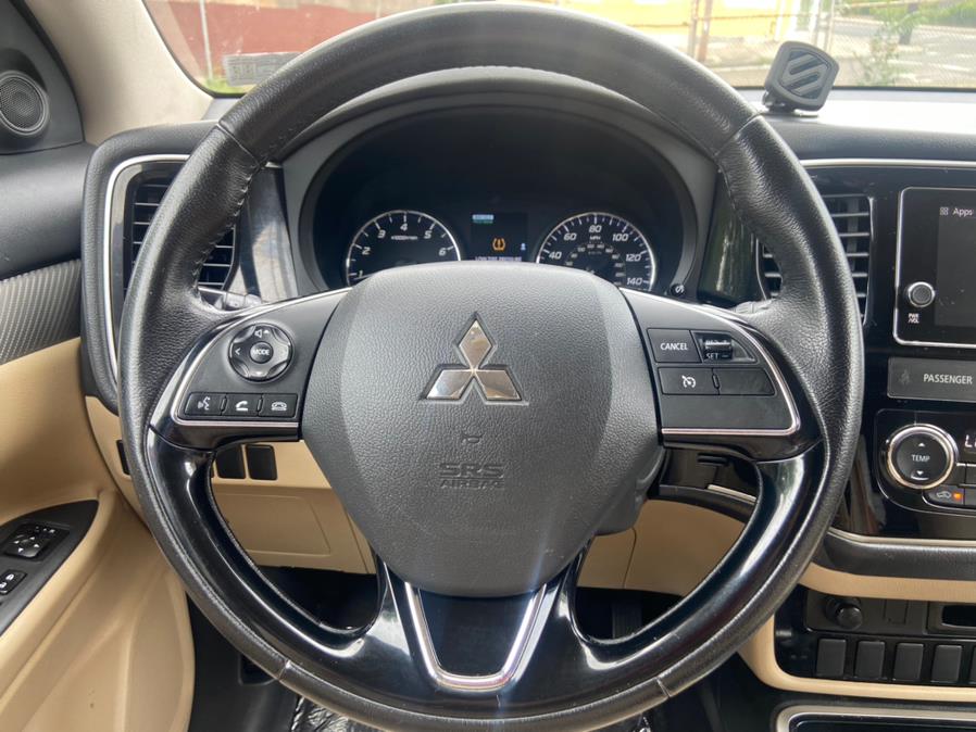 2018 Mitsubishi Outlander SE S-AWC, available for sale in Paterson, New Jersey | Champion of Paterson. Paterson, New Jersey 2018 Mitsubishi Outlander SE S-AWC, available for sale in Paterson, New Jersey | Champion of Paterson. Paterson, New Jersey