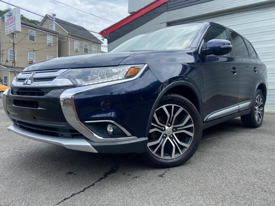 2018 Mitsubishi Outlander SE S-AWC, available for sale in Paterson, New Jersey | Champion of Paterson. Paterson, New Jersey 2018 Mitsubishi Outlander SE S-AWC, available for sale in Paterson, New Jersey | Champion of Paterson. Paterson, New Jersey