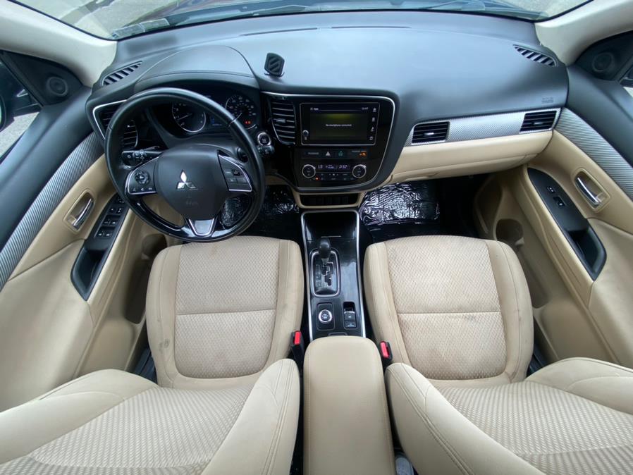 2018 Mitsubishi Outlander SE S-AWC, available for sale in Paterson, New Jersey | Champion of Paterson. Paterson, New Jersey 2018 Mitsubishi Outlander SE S-AWC, available for sale in Paterson, New Jersey | Champion of Paterson. Paterson, New Jersey