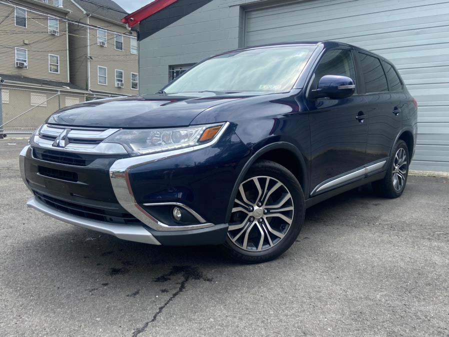 2018 Mitsubishi Outlander SE S-AWC, available for sale in Paterson, New Jersey | Champion of Paterson. Paterson, New Jersey 2018 Mitsubishi Outlander SE S-AWC, available for sale in Paterson, New Jersey | Champion of Paterson. Paterson, New Jersey