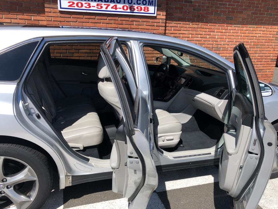 2014 Toyota Venza LE in Waterbury, CT