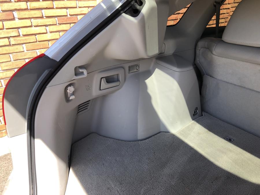 2014 Toyota Venza 4dr Wgn V6 AWD XLE, available for sale in Waterbury, Connecticut | National Auto Brokers, Inc.. Waterbury, Connecticut 2014 Toyota Venza 4dr Wgn V6 AWD XLE, available for sale in Waterbury, Connecticut | National Auto Brokers, Inc.. Waterbury, Connecticut