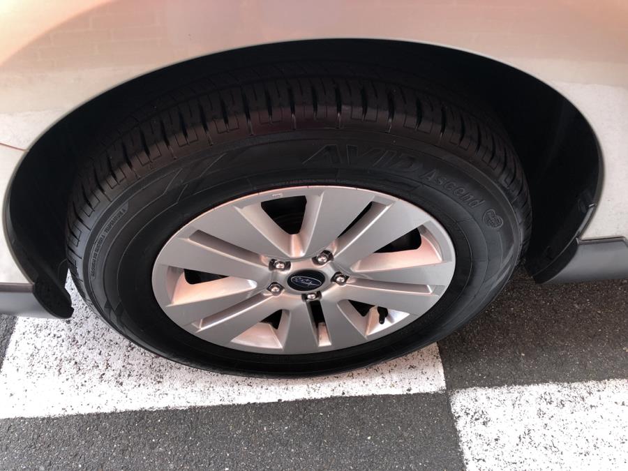Used Subaru Outback 4dr Wgn 2.5i Premium PZEV 2016 | National Auto Brokers, Inc.. Waterbury, Connecticut Used Subaru Outback 4dr Wgn 2.5i Premium PZEV 2016 | National Auto Brokers, Inc.. Waterbury, Connecticut