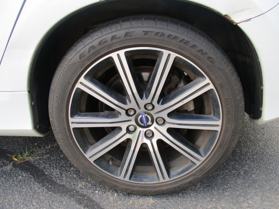 Used Volvo S60 Inscription 4dr Sdn T5 Premier AWD 2016 | Universal Motors LLC. New Britain, Connecticut Used Volvo S60 Inscription 4dr Sdn T5 Premier AWD 2016 | Universal Motors LLC. New Britain, Connecticut