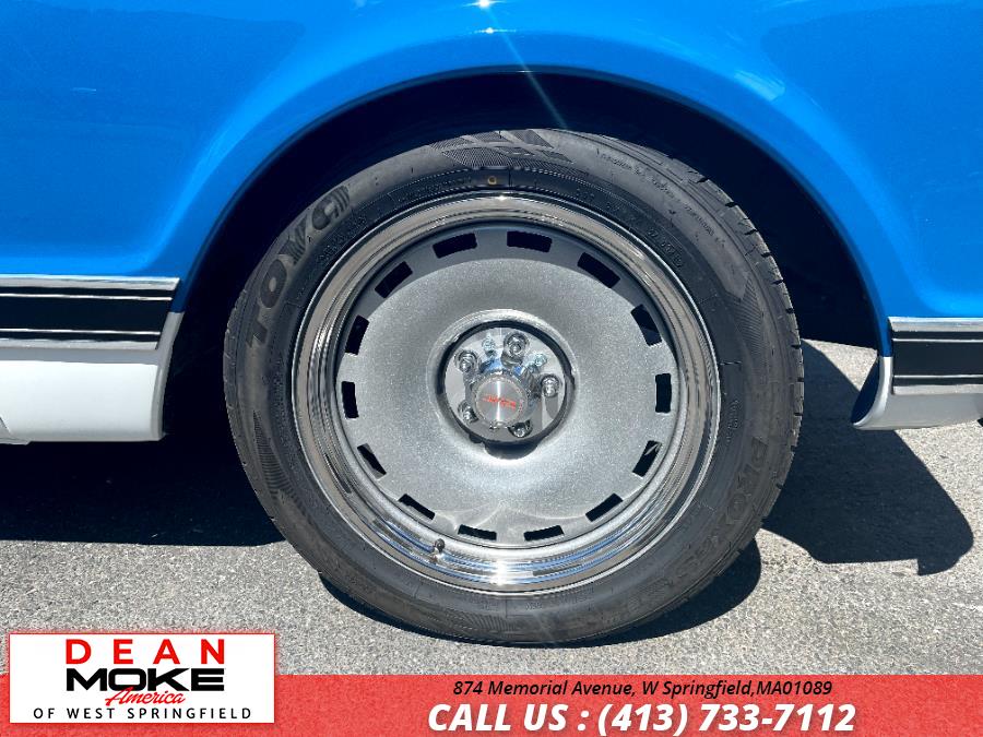 1971 GMC 3 Door Suburban Restomod, available for sale in W Springfield, Massachusetts | Dean Moke America of West Springfield. W Springfield, Massachusetts 1971 GMC 3 Door Suburban Restomod, available for sale in W Springfield, Massachusetts | Dean Moke America of West Springfield. W Springfield, Massachusetts