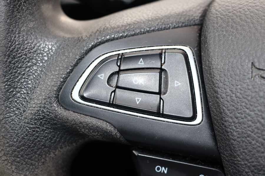Used Ford Escape SE 4WD 2019 | Hillside Auto Mall Inc.. Jamaica, New York Used Ford Escape SE 4WD 2019 | Hillside Auto Mall Inc.. Jamaica, New York