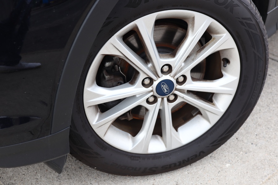 Used Ford Escape SE 4WD 2019 | Hillside Auto Mall Inc.. Jamaica, New York Used Ford Escape SE 4WD 2019 | Hillside Auto Mall Inc.. Jamaica, New York