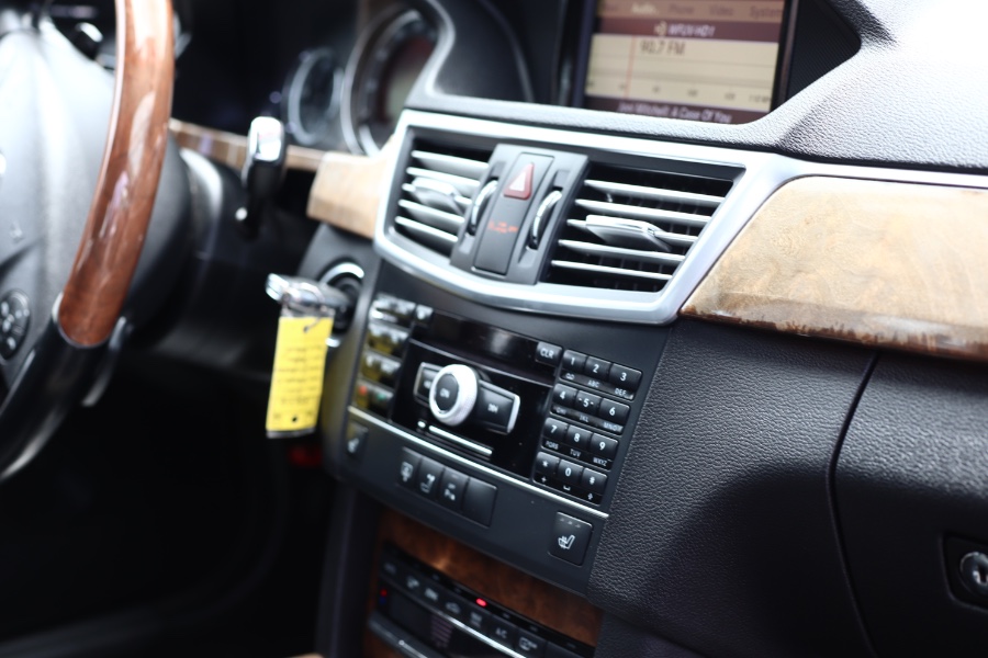 Used Mercedes-Benz E-Class 4dr Sdn E 350 Sport 4MATIC 2011 | Hillside Auto Mall Inc.. Jamaica, New York Used Mercedes-Benz E-Class 4dr Sdn E 350 Sport 4MATIC 2011 | Hillside Auto Mall Inc.. Jamaica, New York