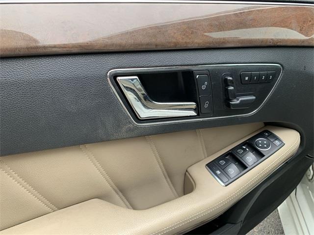 Used Mercedes-benz E-class E 350 2011 | Wiz Leasing Inc. Stratford, Connecticut Used Mercedes-benz E-class E 350 2011 | Wiz Leasing Inc. Stratford, Connecticut