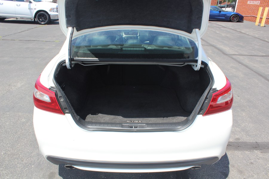 2018 Nissan Altima 2.5 S Sedan, available for sale in Deer Park, New York | Car Tec Enterprise Leasing & Sales LLC. Deer Park, New York 2018 Nissan Altima 2.5 S Sedan, available for sale in Deer Park, New York | Car Tec Enterprise Leasing & Sales LLC. Deer Park, New York