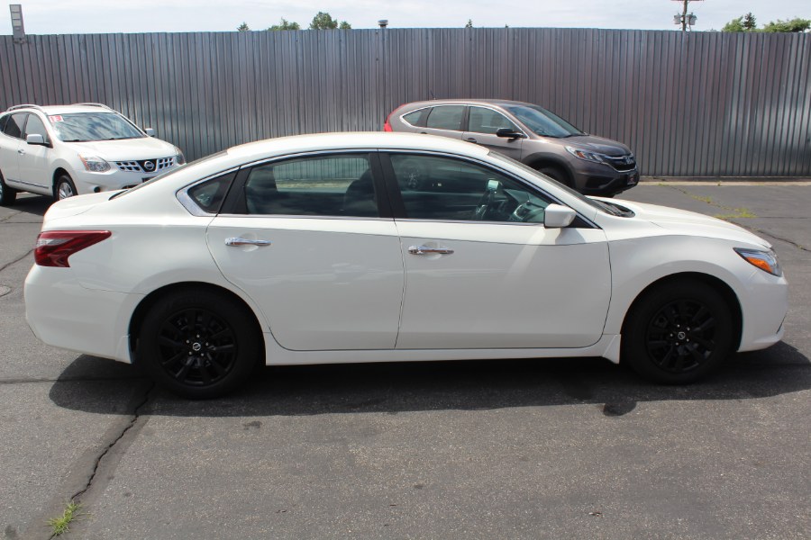 2018 Nissan Altima 2.5 S Sedan, available for sale in Deer Park, New York | Car Tec Enterprise Leasing & Sales LLC. Deer Park, New York 2018 Nissan Altima 2.5 S Sedan, available for sale in Deer Park, New York | Car Tec Enterprise Leasing & Sales LLC. Deer Park, New York