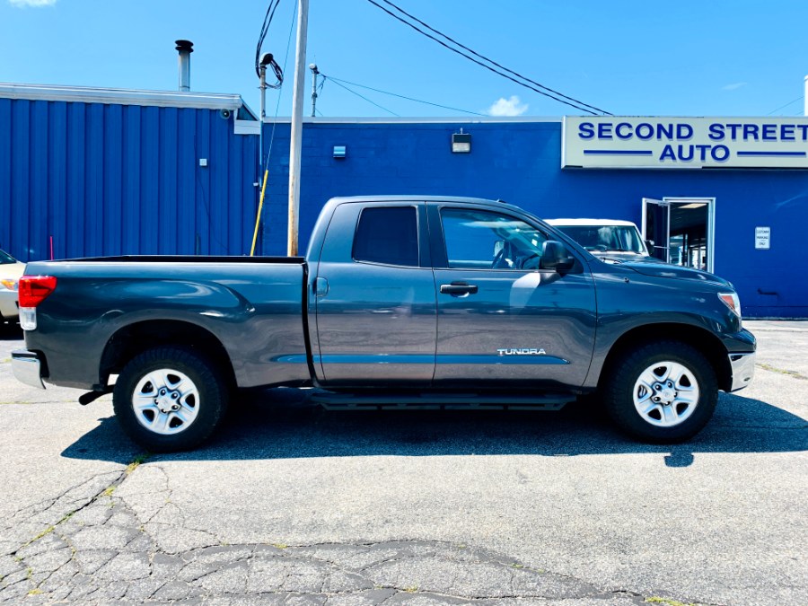 Used Toyota Tundra 4WD Truck Dbl 4.6L V8 6-Spd AT (Natl) 2011 | Second Street Auto Sales Inc. Manchester, New Hampshire