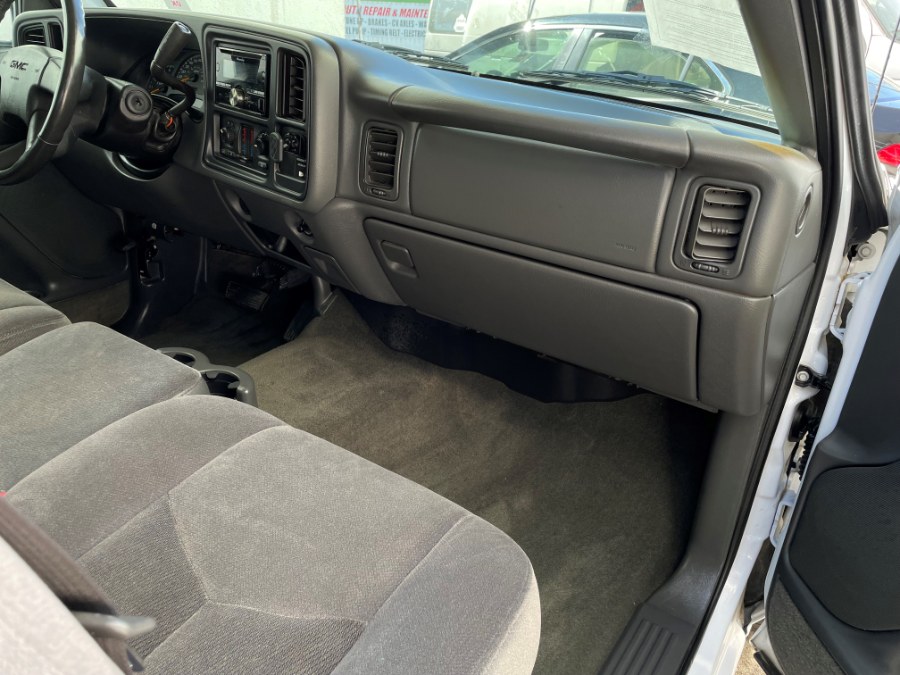 Used GMC Sierra 1500 Ext Cab 143.5" WB SLE 2003 | Green Light Auto. Corona, California Used GMC Sierra 1500 Ext Cab 143.5" WB SLE 2003 | Green Light Auto. Corona, California