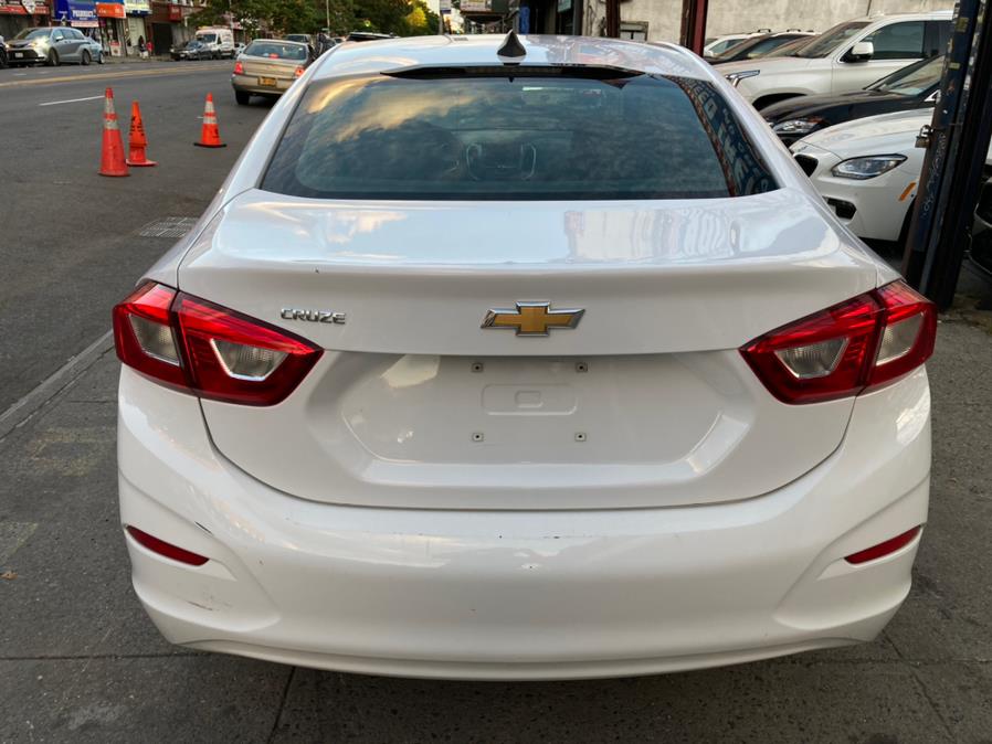 2019 Chevrolet Cruze 4dr Sdn CVT, available for sale in Brooklyn, New York | Carsbuck Inc.. Brooklyn, New York 2019 Chevrolet Cruze 4dr Sdn CVT, available for sale in Brooklyn, New York | Carsbuck Inc.. Brooklyn, New York
