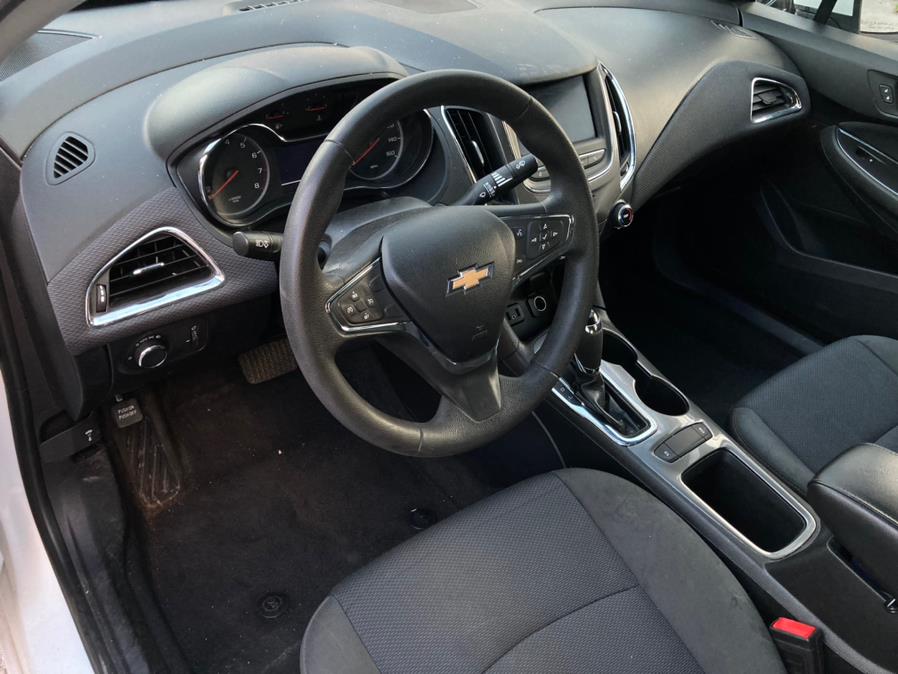 2019 Chevrolet Cruze 4dr Sdn CVT, available for sale in Brooklyn, New York | Carsbuck Inc.. Brooklyn, New York 2019 Chevrolet Cruze 4dr Sdn CVT, available for sale in Brooklyn, New York | Carsbuck Inc.. Brooklyn, New York