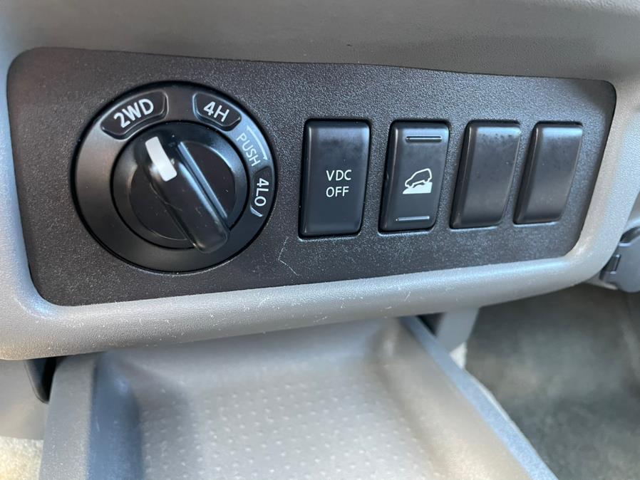 Used Nissan Frontier 4WD Crew Cab SWB Auto SV 2011 | Carsonmain LLC. Manchester, Connecticut Used Nissan Frontier 4WD Crew Cab SWB Auto SV 2011 | Carsonmain LLC. Manchester, Connecticut