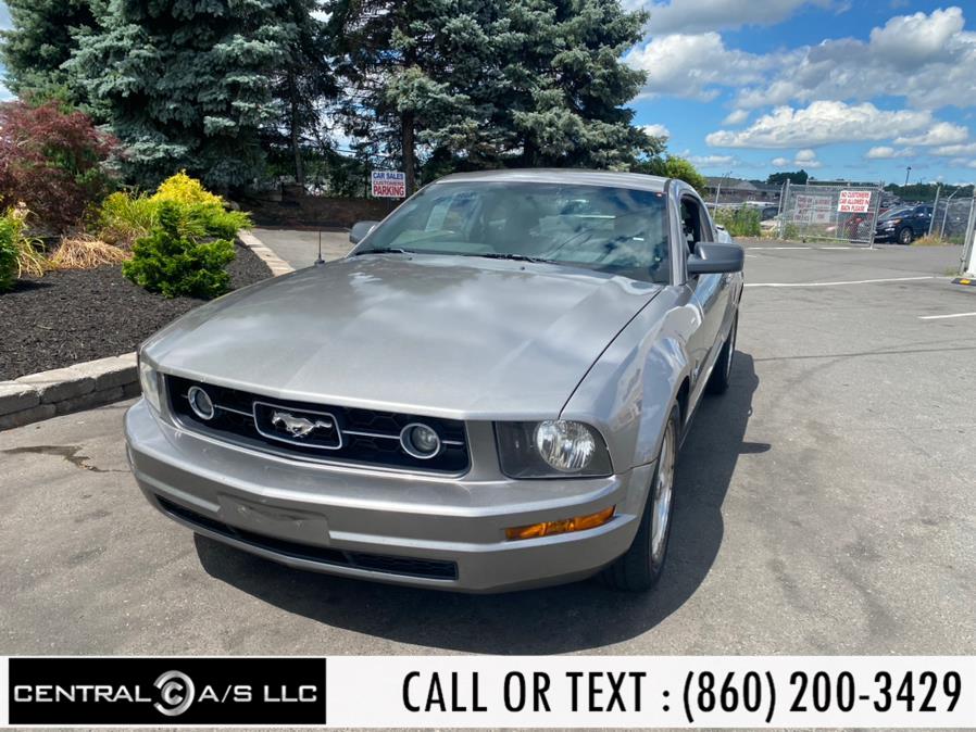 Used Ford Mustang 2dr Cpe Deluxe 2008 | Central A/S LLC. East Windsor, Connecticut Used Ford Mustang 2dr Cpe Deluxe 2008 | Central A/S LLC. East Windsor, Connecticut