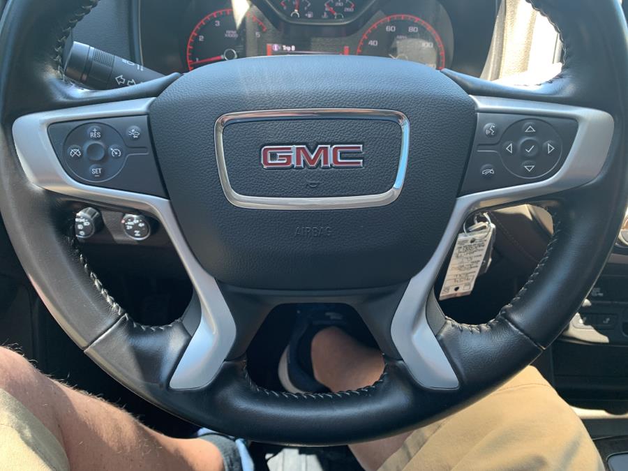 Used GMC Canyon 4WD Crew Cab 128.3" SLT 2016 | Saybrook Auto Barn. Old Saybrook, Connecticut Used GMC Canyon 4WD Crew Cab 128.3" SLT 2016 | Saybrook Auto Barn. Old Saybrook, Connecticut