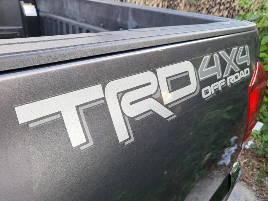 2018 Toyota Tacoma TRD Off Road Double Cab 5'' Bed V6 4x4 AT (Natl), available for sale in Newark , New Jersey | Champion Used Auto Sales 2. Newark , New Jersey 2018 Toyota Tacoma TRD Off Road Double Cab 5'' Bed V6 4x4 AT (Natl), available for sale in Newark , New Jersey | Champion Used Auto Sales 2. Newark , New Jersey