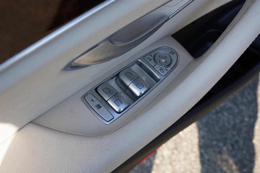 Used Mercedes-benz E-class E 300 2019 | Auto Expo Ent Inc.. Great Neck, New York Used Mercedes-benz E-class E 300 2019 | Auto Expo Ent Inc.. Great Neck, New York