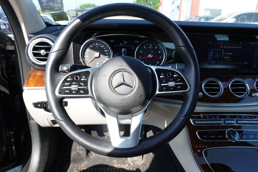 Used Mercedes-benz E-class E 300 2019 | Auto Expo. Great Neck, New York