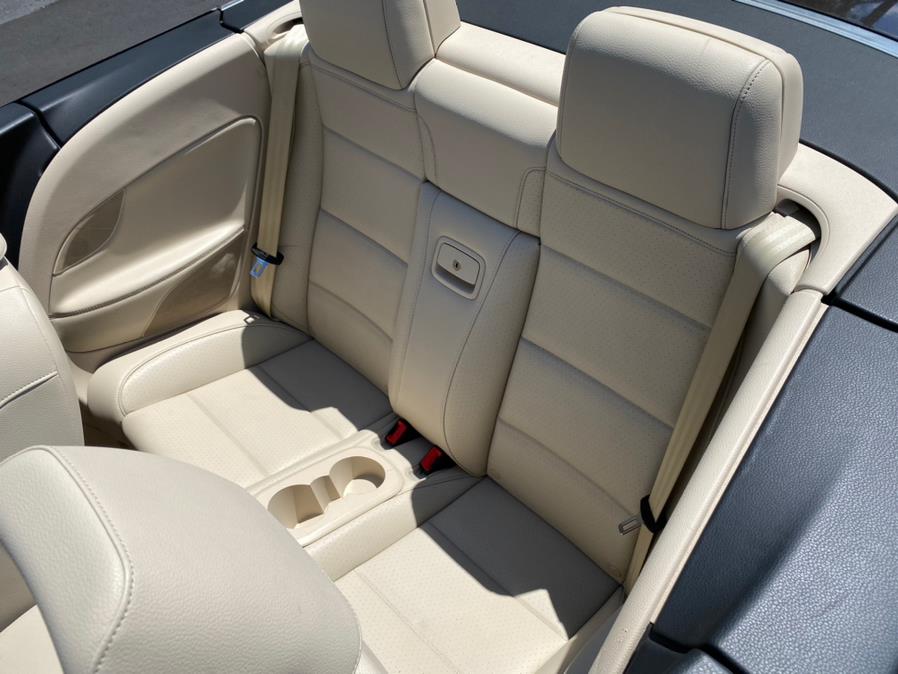 2013 Volkswagen Eos 2dr Conv Komfort SULEV, available for sale in Canton, Connecticut | Lava Motors 2 Inc. Canton, Connecticut 2013 Volkswagen Eos 2dr Conv Komfort SULEV, available for sale in Canton, Connecticut | Lava Motors 2 Inc. Canton, Connecticut