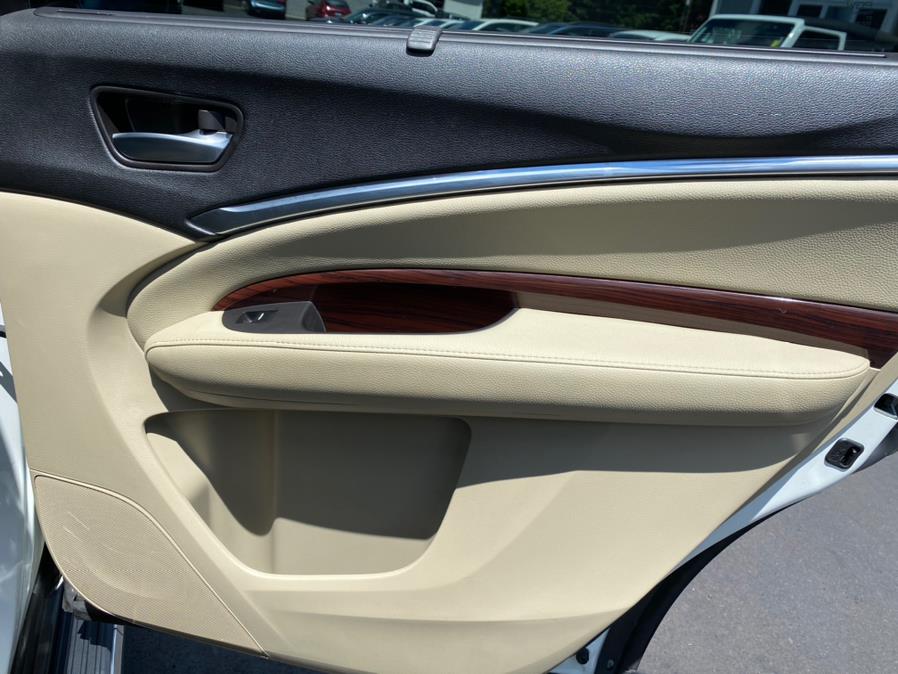 Used Acura MDX SH-AWD 4dr Tech/Entertainment Pkg 2015 | Lava Motors 2 Inc. Canton, Connecticut Used Acura MDX SH-AWD 4dr Tech/Entertainment Pkg 2015 | Lava Motors 2 Inc. Canton, Connecticut
