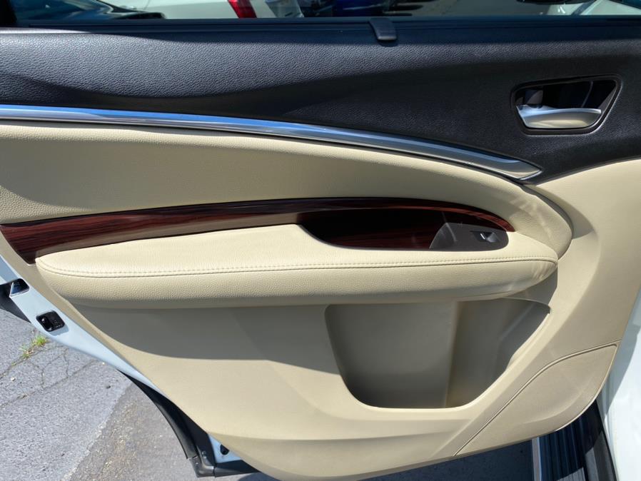 Used Acura MDX SH-AWD 4dr Tech/Entertainment Pkg 2015 | Lava Motors 2 Inc. Canton, Connecticut Used Acura MDX SH-AWD 4dr Tech/Entertainment Pkg 2015 | Lava Motors 2 Inc. Canton, Connecticut