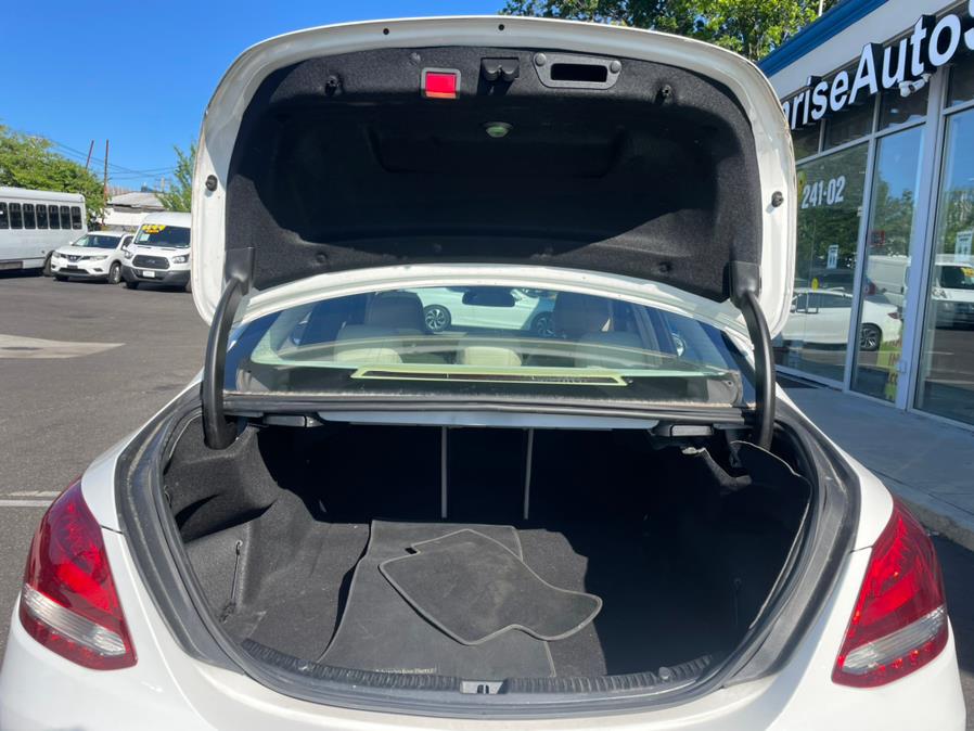 Used Mercedes-Benz C300 Luxury 2016 | Sunrise of Elmont. Elmont, New York Used Mercedes-Benz C300 Luxury 2016 | Sunrise of Elmont. Elmont, New York