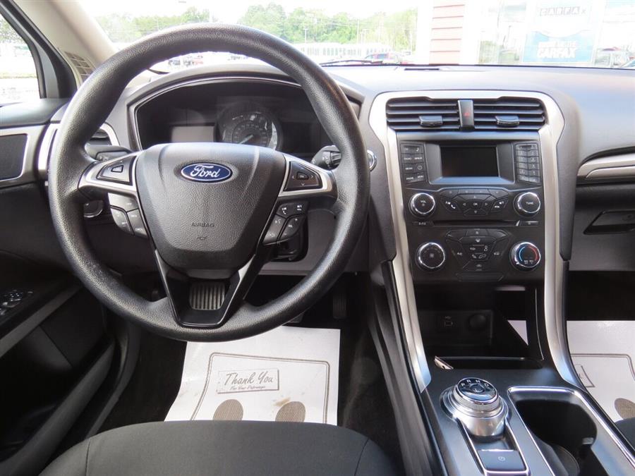 Used Ford Fusion SE 4dr Sedan 2018 | Lake City Exports Inc. Auburn, Maine Used Ford Fusion SE 4dr Sedan 2018 | Lake City Exports Inc. Auburn, Maine