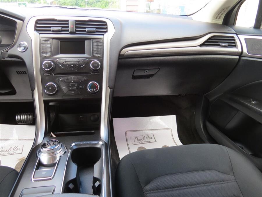 Used Ford Fusion SE 4dr Sedan 2018 | Lake City Exports Inc. Auburn, Maine Used Ford Fusion SE 4dr Sedan 2018 | Lake City Exports Inc. Auburn, Maine