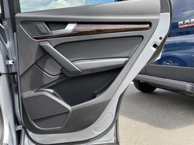 Used Audi Q5 2.0T Premium 2018 | Blasius Federal Road. Brookfield, Connecticut Used Audi Q5 2.0T Premium 2018 | Blasius Federal Road. Brookfield, Connecticut