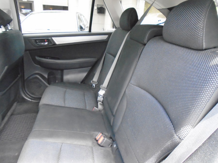 Used Subaru Outback 4dr Wgn 2.5i Premium PZEV 2015 | Jim Juliani Motors. Waterbury, Connecticut