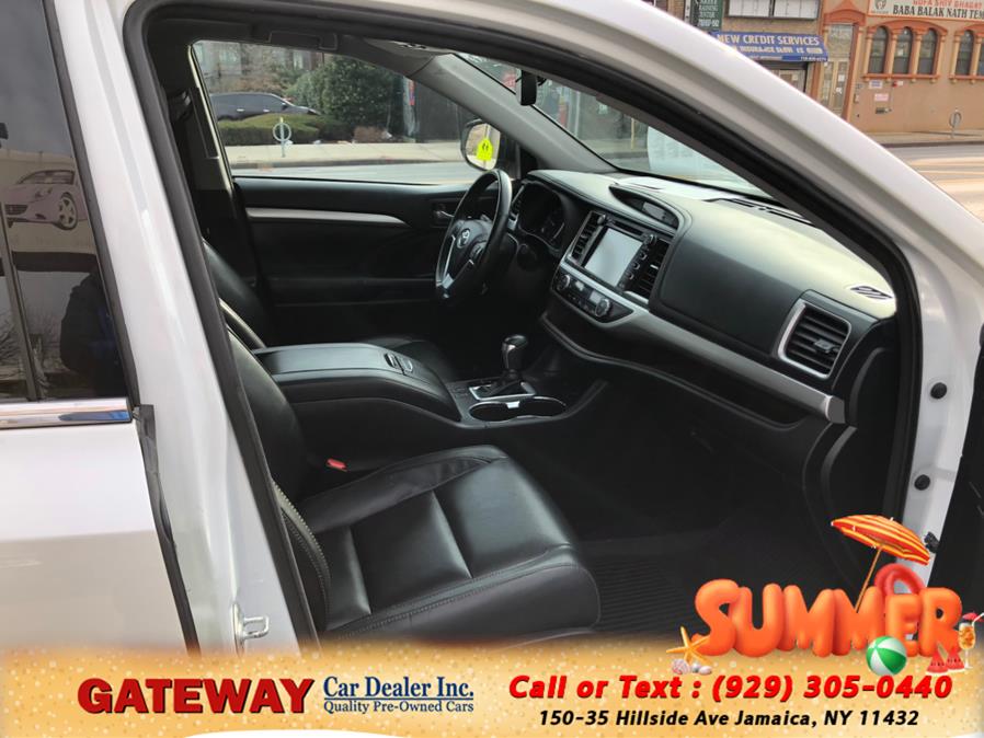 2018 Toyota Highlander XLE V6 AWD (Natl), available for sale in Jamaica, New York | Gateway Car Dealer Inc. Jamaica, New York 2018 Toyota Highlander XLE V6 AWD (Natl), available for sale in Jamaica, New York | Gateway Car Dealer Inc. Jamaica, New York