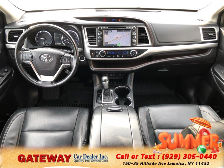 2018 Toyota Highlander XLE V6 AWD (Natl), available for sale in Jamaica, New York | Gateway Car Dealer Inc. Jamaica, New York 2018 Toyota Highlander XLE V6 AWD (Natl), available for sale in Jamaica, New York | Gateway Car Dealer Inc. Jamaica, New York