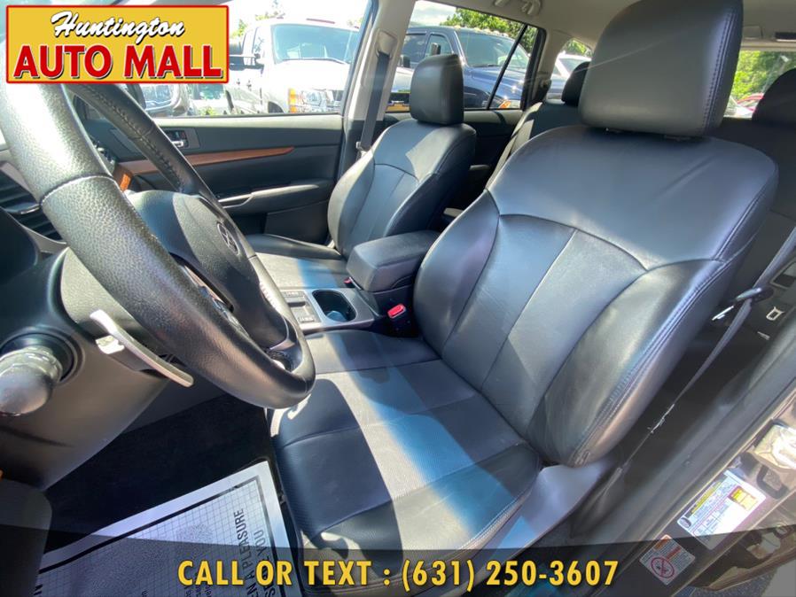2013 Subaru Outback 4dr Wgn H4 Auto 2.5i Limited, available for sale in Huntington Station, New York | Huntington Auto Mall. Huntington Station, New York 2013 Subaru Outback 4dr Wgn H4 Auto 2.5i Limited, available for sale in Huntington Station, New York | Huntington Auto Mall. Huntington Station, New York