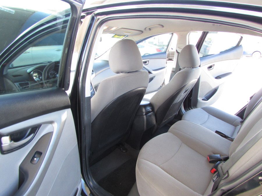 Used Hyundai Elantra 4dr Sdn Auto SE (Alabama Plant) 2015 | VIP Auto Enterprise, Inc. Orlando, Florida Used Hyundai Elantra 4dr Sdn Auto SE (Alabama Plant) 2015 | VIP Auto Enterprise, Inc. Orlando, Florida