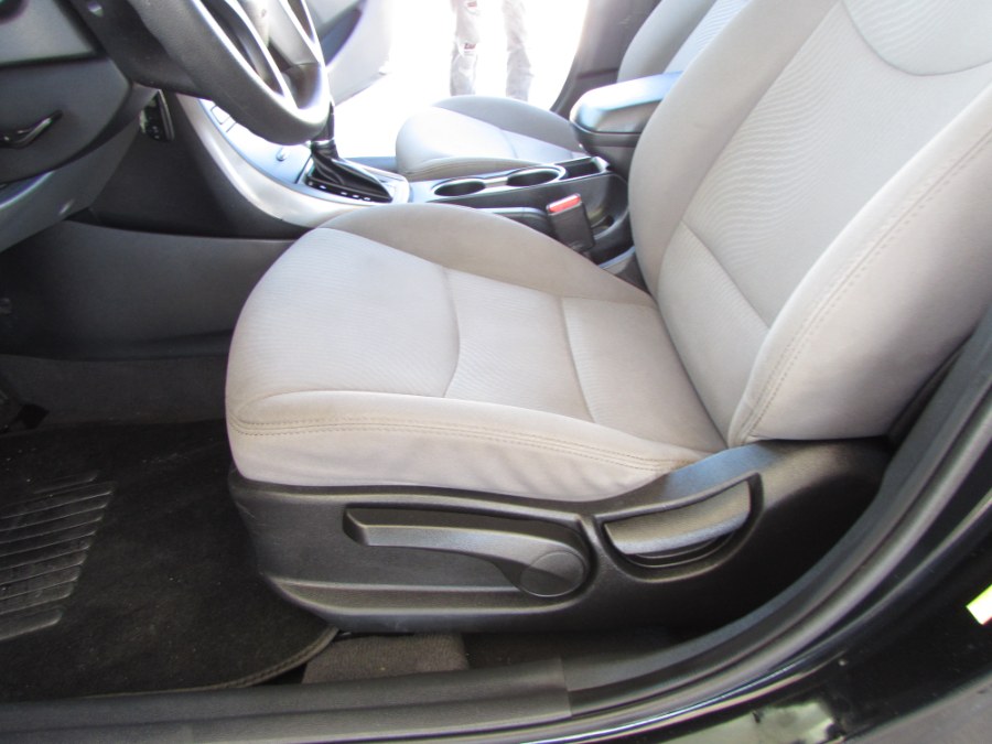 Used Hyundai Elantra 4dr Sdn Auto SE (Alabama Plant) 2015 | VIP Auto Enterprise, Inc. Orlando, Florida Used Hyundai Elantra 4dr Sdn Auto SE (Alabama Plant) 2015 | VIP Auto Enterprise, Inc. Orlando, Florida