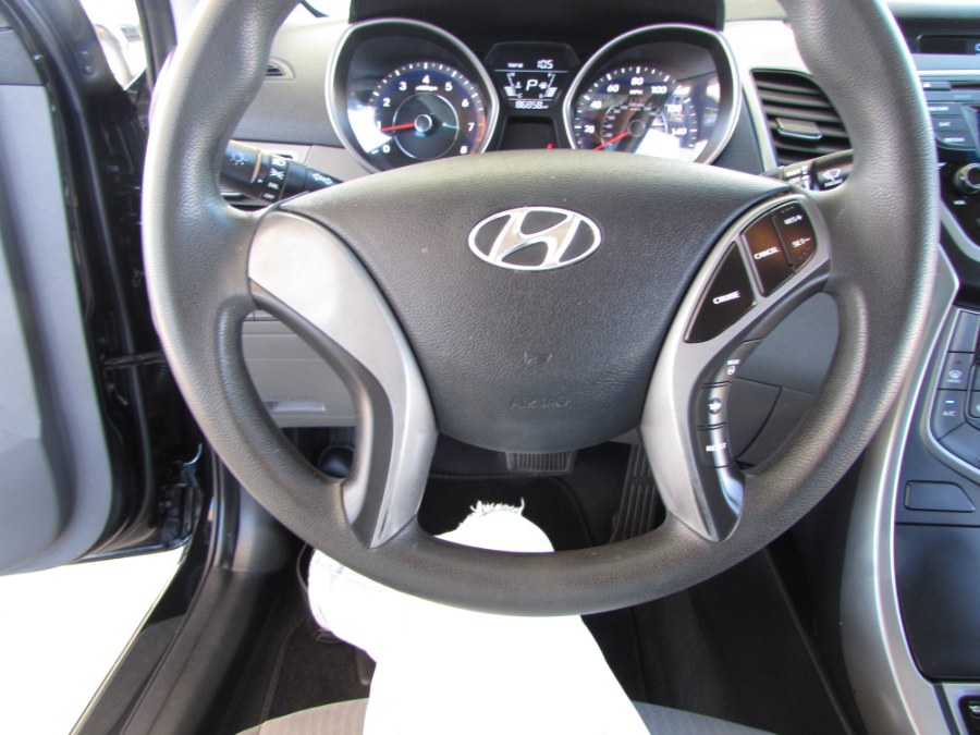 Used Hyundai Elantra 4dr Sdn Auto SE (Alabama Plant) 2015 | VIP Auto Enterprise, Inc. Orlando, Florida Used Hyundai Elantra 4dr Sdn Auto SE (Alabama Plant) 2015 | VIP Auto Enterprise, Inc. Orlando, Florida