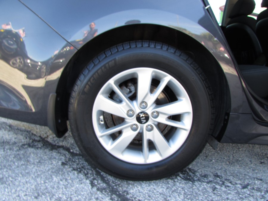 2017 Kia Optima LX Auto, available for sale in Orlando, Florida | VIP Auto Enterprise, Inc. Orlando, Florida 2017 Kia Optima LX Auto, available for sale in Orlando, Florida | VIP Auto Enterprise, Inc. Orlando, Florida
